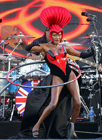 Grace Jones Hula Hoop