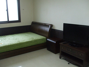 Furnished Room