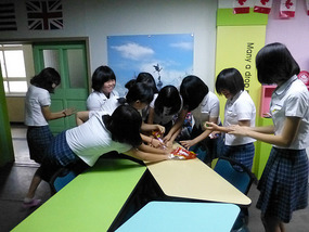 Girls Candy Frenzy