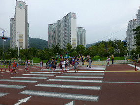 Elementary School Crossing