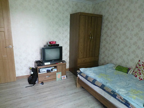 Bedroom, TV, and Wardrobe
