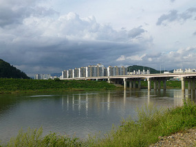 Paldal and Maecheon-dong