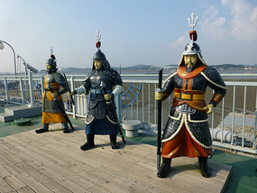 Historical Soldiers on Deck