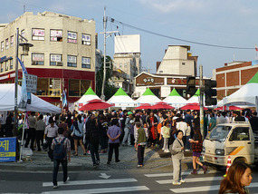 Leaving the Festival