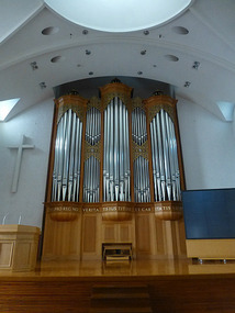 Giant Organ
