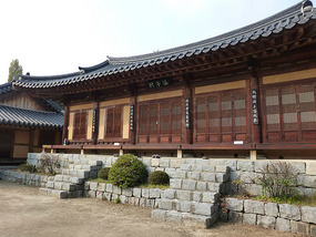 Long Wood Home