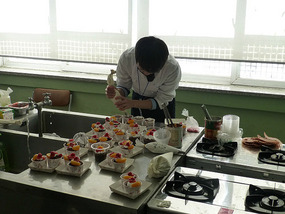 High School Catering Students