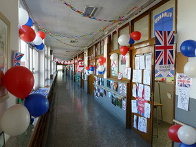 UK & Canada Hallway