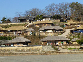 Layered Housing