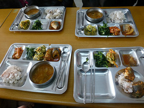 Cafeteria Lunch