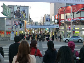 Waiting for Crossing Signal
