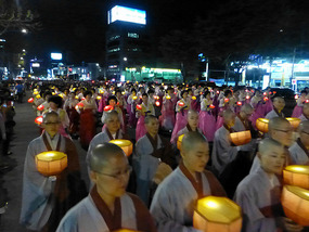 Sea of Lanterns