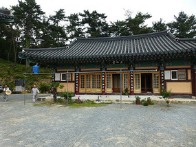 Side Building