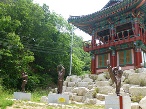 Broze Martial Arts Characters