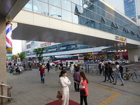 Modern Bus Terminal Shopping Centre