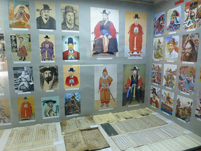Portraits of Admiral Lee