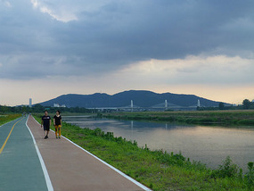 Riverside Biking