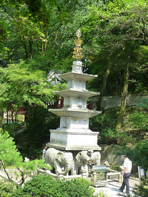 Elephant Stupa