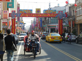 Zhongshan & Minquan Intersection