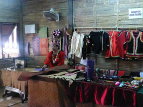 Clothes Maker