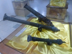 Mini Canons