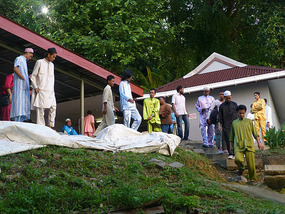 Leaving the Mosque