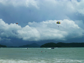 Water Paragliding