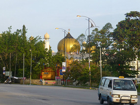 Passing Al-Hana Mosque