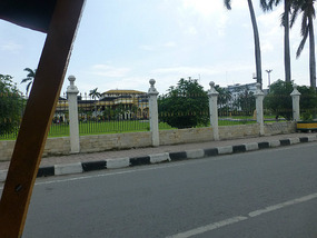 Passing Maimoon Palace