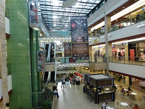 Mom Park Center