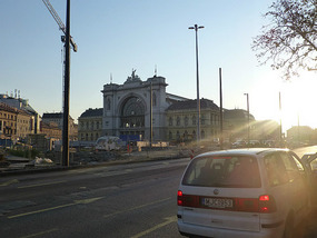 Sunrise at Keleti Station