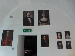 Inside Gallery