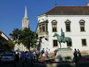 Street Monument