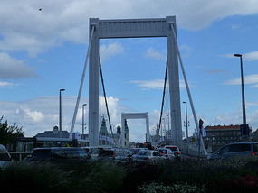 Elizabeth Bridge