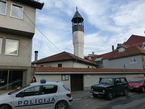 Modern Minaret Mosque