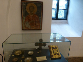 Christian Display