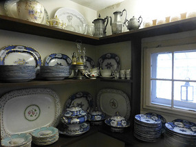 Kitchen Crockery