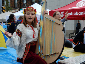 Harp Player