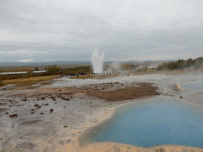 Distant Geysir