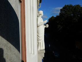 Window Figures