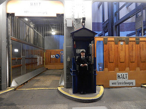 Lift Attendant