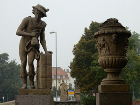 Bridge Statues