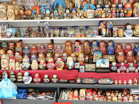 Souvenir Dolls