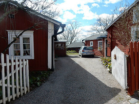 Gate