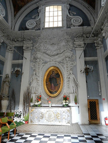 Crypt