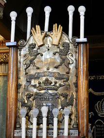 Hands