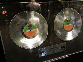 Canada Gold Disc