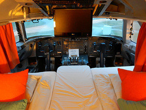 Jumbo Jet Hotel