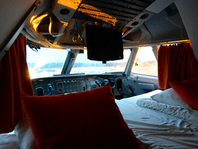 Jumbo Jet Hotel