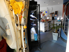 Jumbo Jet Hotel